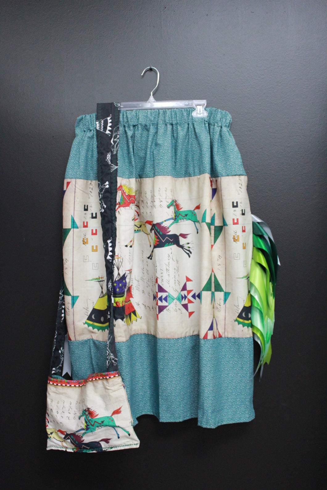 Ledge Horses Green Ribbon Skirt with Bag